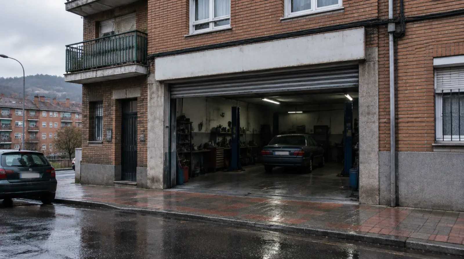 Entrada del taller a pie de calle